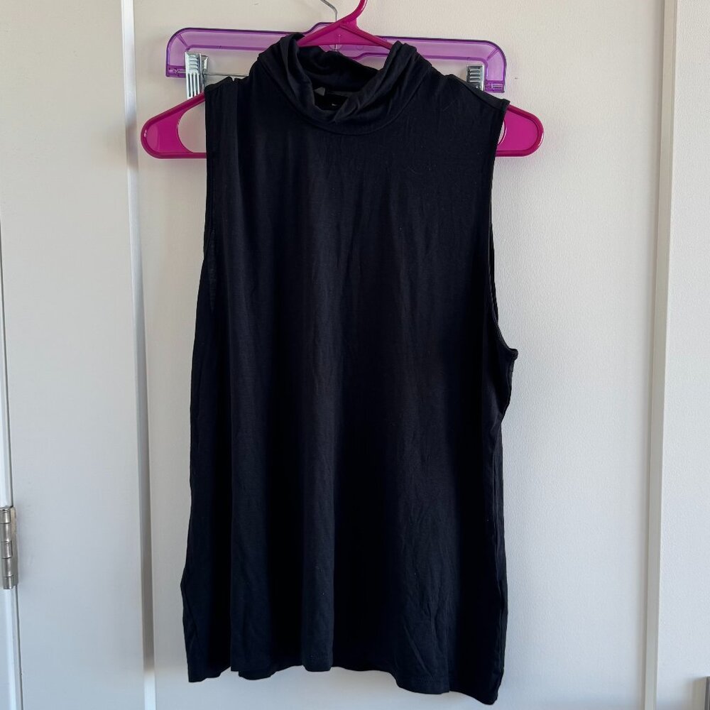 H&M mock neck undershirt tank in size XL, NWT